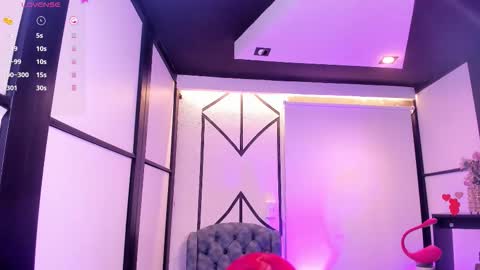 Snapshot of nahomirichards chatting on December 23, 2025, 4:43 am Nahomi online show from December 23, 2025, 4:43 am