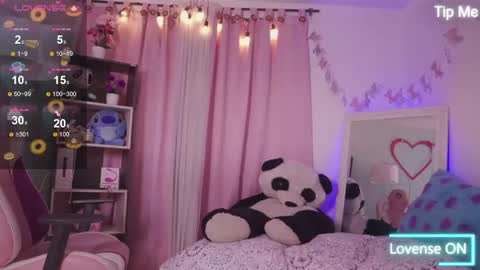 nahomy 2308 online show from July 14, 2026, 11:49 am