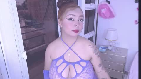 Nahomy online show from January 15, 2026, 9:18 pm