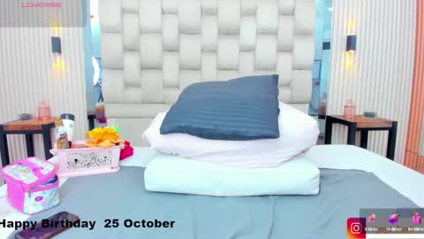 Snapshot of nahomye_taylor chatting on October 8, 2025, 3:04 am Nahomye online show from October 8, 2025, 3:04 am