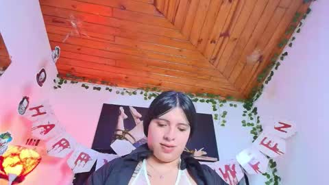 Naia x online show from October 22, 2025, 12:33 am