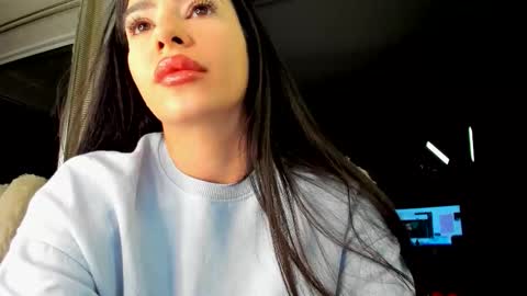 Snapshot of naila18 chatting on January 13, 2026, 4:18 am Naila online show from January 13, 2026, 4:18 am