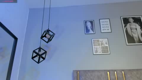 nailagrey online show from April 10, 2026, 11:37 am