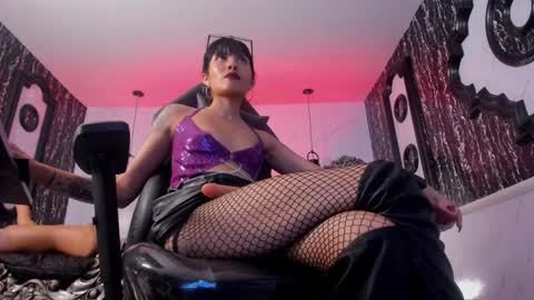 Naila online show from January 14, 2025, 1:26 am