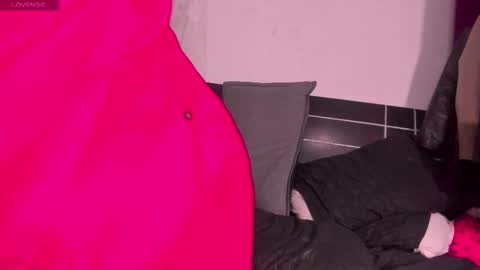 NAJI  online show from November 29, 2025, 6:55 pm