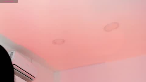 INSTAGRAM  m2221     online show from January 17, 2025, 10:44 am