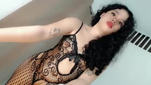 Snapshot of naked_weapon1 chatting on December 15, 2024, 7:42 pm naked_weapon1 online show from December 15, 2024, 7:42 pm