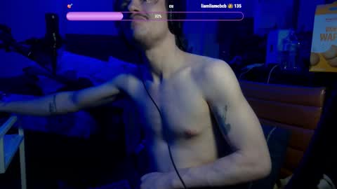 Snapshot of nakedboi420 chatting on March 4, 2026, 9:26 am mid-west guy living on the east coast trying to figure out where to go next online show from March 4, 2026, 9:26 am