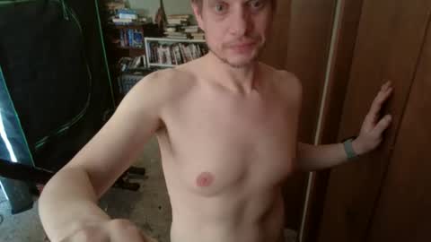 Snapshot of nakedcav chatting on March 30, 2026, 10:00 pm NakedClown online show from March 30, 2026, 10:00 pm