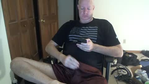 Snapshot of nakedilmale chatting on January 12, 2025, 12:28 am Tip 100 for my full real name online show from January 12, 2025, 12:28 am