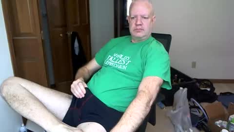 Snapshot of nakedilmale chatting on March 14, 2026, 5:40 pm Tip 100 for my full real name online show from March 14, 2026, 5:40 pm