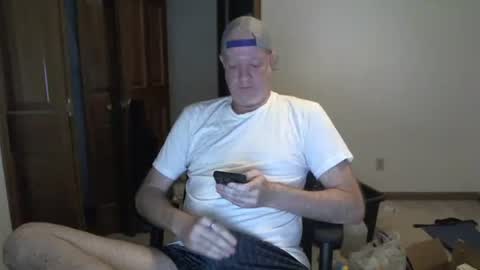 Snapshot of nakedilmale chatting on May 25, 2026, 2:39 am Tip 100 for my full real name online show from May 25, 2026, 2:39 am