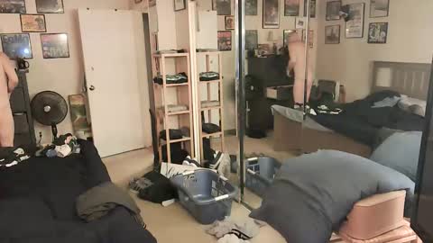 Snapshot of nakedmonkey chatting on April 19, 2026, 2:38 pm nakedmonkey online show from April 19, 2026, 2:38 pm