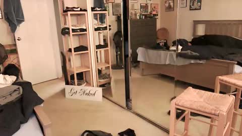 Snapshot of nakedmonkey chatting on May 12, 2026, 1:25 am nakedmonkey online show from May 12, 2026, 1:25 am