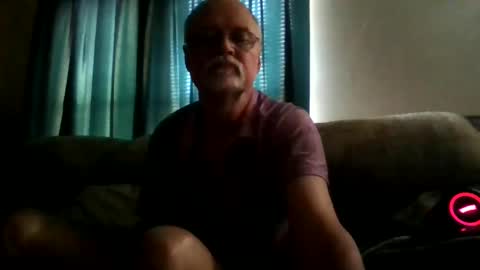 nakedone40 online show from May 10, 2026, 6:24 pm
