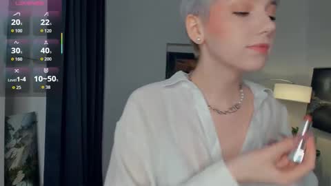 Kate online show from October 24, 2025, 12:01 pm