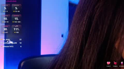 nala_saphir online show from February 3, 2025, 2:14 am