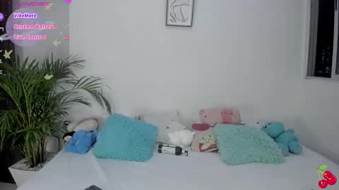 Snapshot of namibergman_ chatting on December 21, 2024, 2:19 am N A M I - OF namibergmant online show from December 21, 2024, 2:19 am