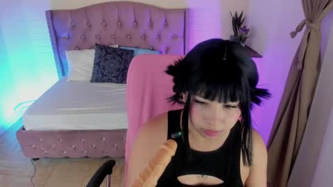 namiko_park online show from January 14, 2025, 6:38 pm