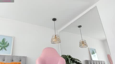 Snapshot of namisunny chatting on December 20, 2025, 7:54 pm nami online show from December 20, 2025, 7:54 pm