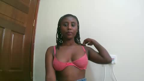 nana2095 online show from October 19, 2025, 11:22 am