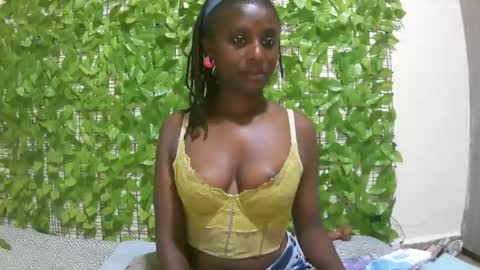 Snapshot of nana2095 chatting on January 15, 2026, 5:05 pm nana2095 online show from January 15, 2026, 5:05 pm