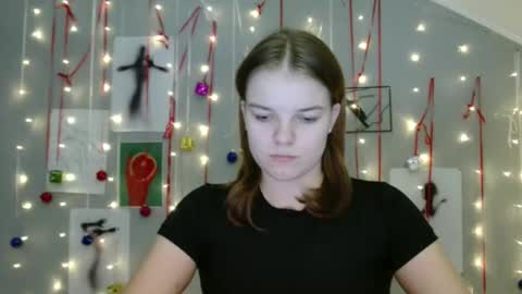 Nana online show from November 7, 2025, 9:09 am