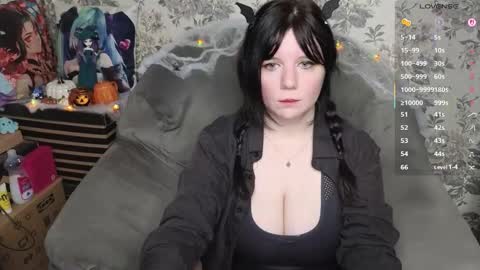 Snapshot of nanachi_slime chatting on October 29, 2025, 10:00 pm Nana online show from October 29, 2025, 10:00 pm