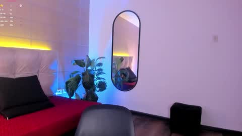 Nana  online show from January 10, 2026, 8:10 pm