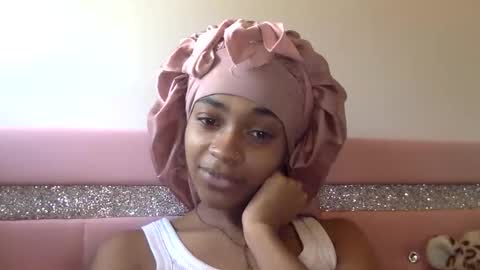 Snapshot of nanaonn chatting on May 17, 2026, 6:48 pm nanaonn online show from May 17, 2026, 6:48 pm