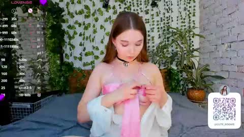 Snapshot of nancycaseys chatting on March 11, 2025, 9:13 am Luna online show from March 11, 2025, 9:13 am