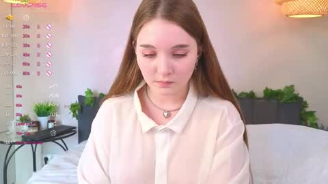 Snapshot of nancycaseys chatting on September 22, 2025, 5:09 am Luna online show from September 22, 2025, 5:09 am