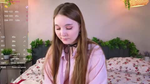 Snapshot of nancycaseys chatting on November 29, 2025, 5:10 am Luna online show from November 29, 2025, 5:10 am