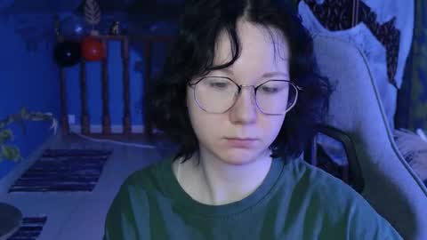 nancymartinez online show from October 24, 2025, 5:15 am