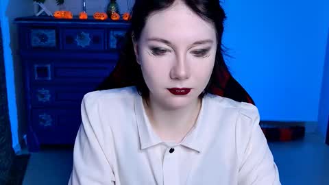 nancymartinez online show from October 31, 2025, 5:41 am