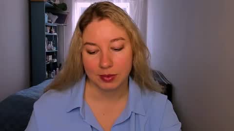 Snapshot of nancysanders chatting on June 13, 2026, 6:44 am Nancy online show from June 13, 2026, 6:44 am