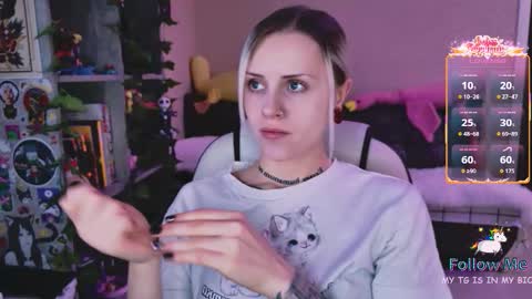 Snapshot of nanitamoore chatting on February 13, 2026, 8:38 pm Monday-Friday 12-4 AM and 6-9 AM New York time online show from February 13, 2026, 8:38 pm