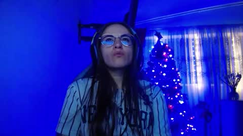 nanna yoshi online show from December 17, 2024, 12:12 am