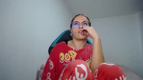 nanna yoshi online show from January 14, 2025, 2:50 am