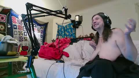 Snapshot of nannabaldur chatting on December 14, 2024, 2:01 am Nanna Baldur online show from December 14, 2024, 2:01 am