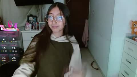 Snapshot of nanylux chatting on February 3, 2026, 4:10 am nanylux online show from February 3, 2026, 4:10 am