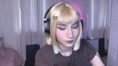  Naomi  online show from July 9, 2026, 1:37 pm