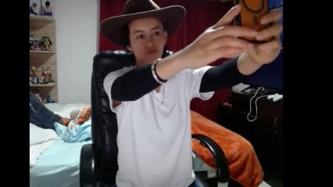 Snapshot of naomi_l0ve chatting on February 2, 2026, 1:59 am Lucy online show from February 2, 2026, 1:59 am