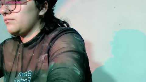 Snapshot of naomi_moon3 chatting on February 13, 2025, 3:50 am Naomi online show from February 13, 2025, 3:50 am