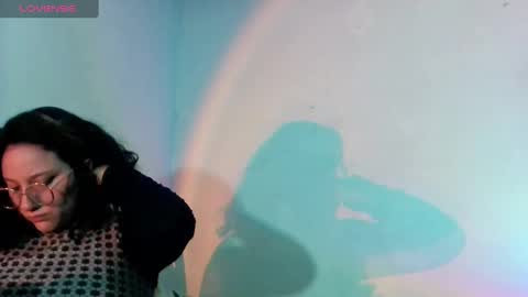 Snapshot of naomi_moon3 chatting on February 21, 2025, 1:22 am Naomi online show from February 21, 2025, 1:22 am