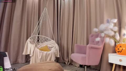 Snapshot of naomi_rias chatting on October 30, 2025, 1:07 am Naomi online show from October 30, 2025, 1:07 am