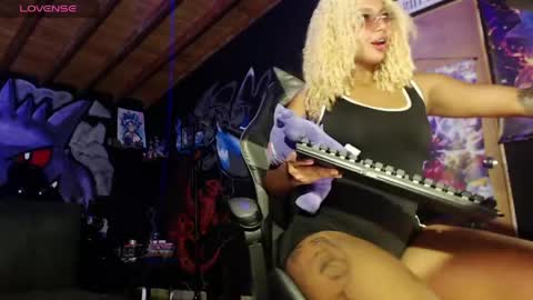 Snapshot of naomi_rider77 chatting on April 12, 2026, 4:17 am mara Jos online show from April 12, 2026, 4:17 am