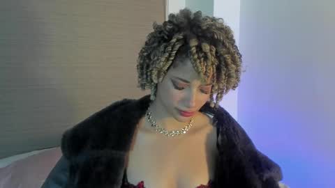 Snapshot of naomidawsonn chatting on December 20, 2025, 11:45 pm naomidawson online show from December 20, 2025, 11:45 pm