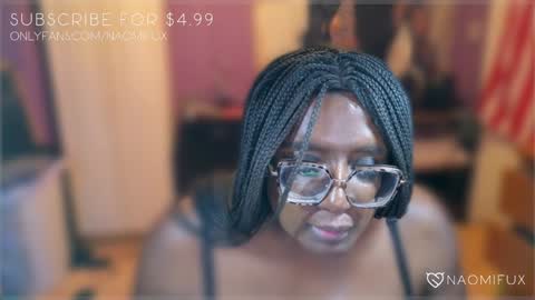 Snapshot of naomifux chatting on January 5, 2025, 5:20 pm Naomi online show from January 5, 2025, 5:20 pm