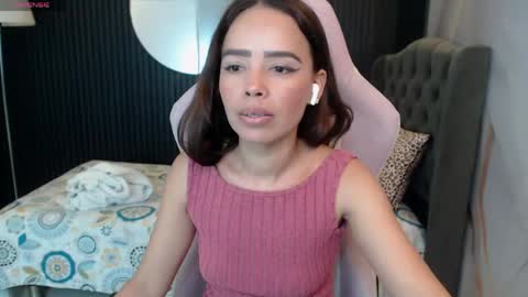 Snapshot of naomis_36 chatting on May 6, 2026, 2:22 pm Naomis online show from May 6, 2026, 2:22 pm